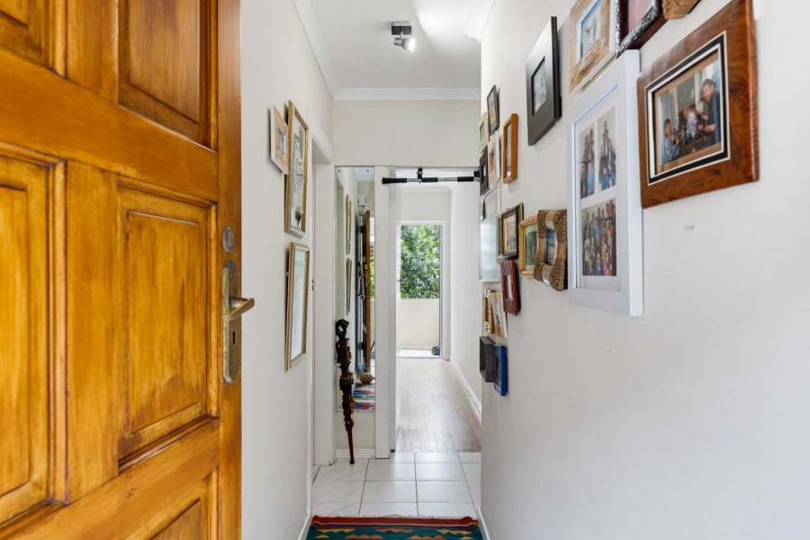 2 Bedroom Property for Sale in Green Point Western Cape